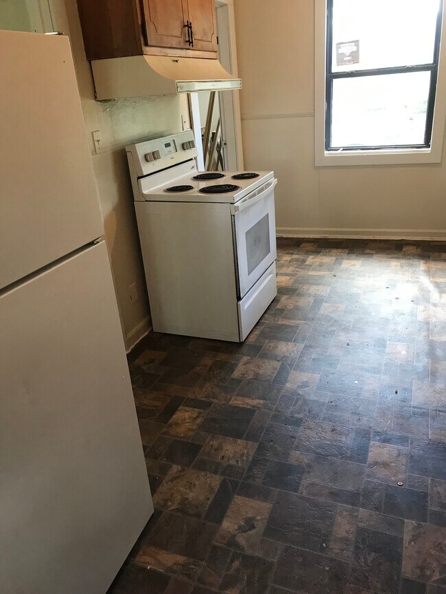 Photo - 1115 Wilson Ave