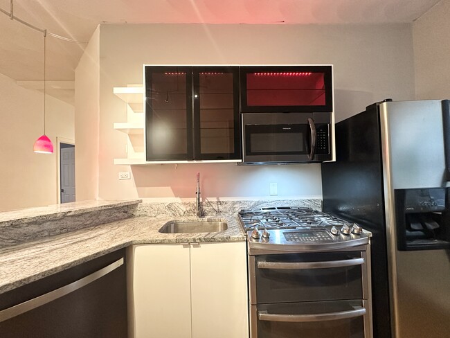Photo - 124 Almy St Condo