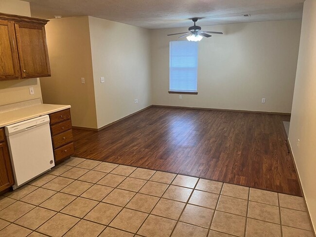 Photo - S0057-MF2-E1 Unit 5553