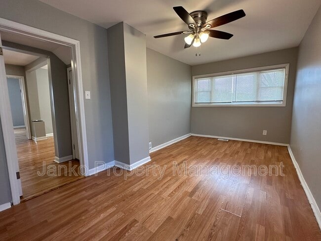 Photo - 1009 N Parkside Ave