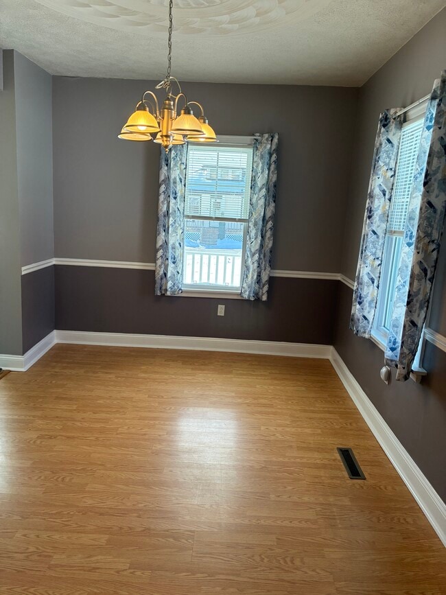 Photo - 56 Parrish St