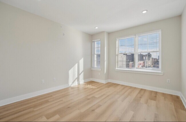 Photo - 1636 N 26th St Unit 3