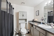 1BR, 1BA - 588SF - Bathroom