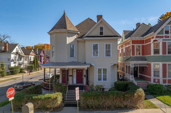 Photo - 32 Balding Ave Townhome