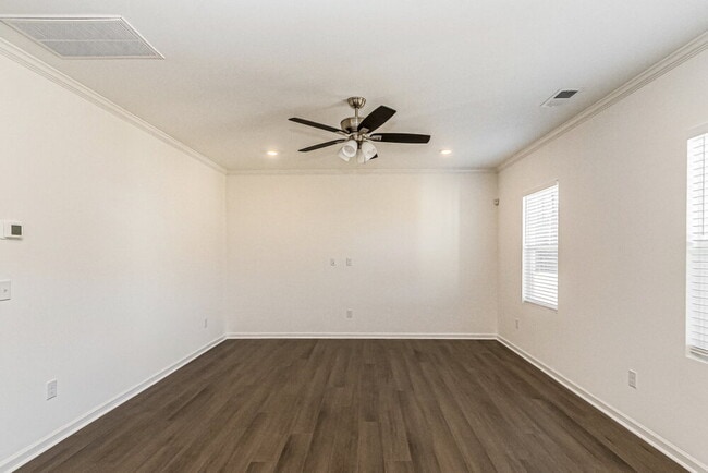 Photo - 93 Digging Time Ave