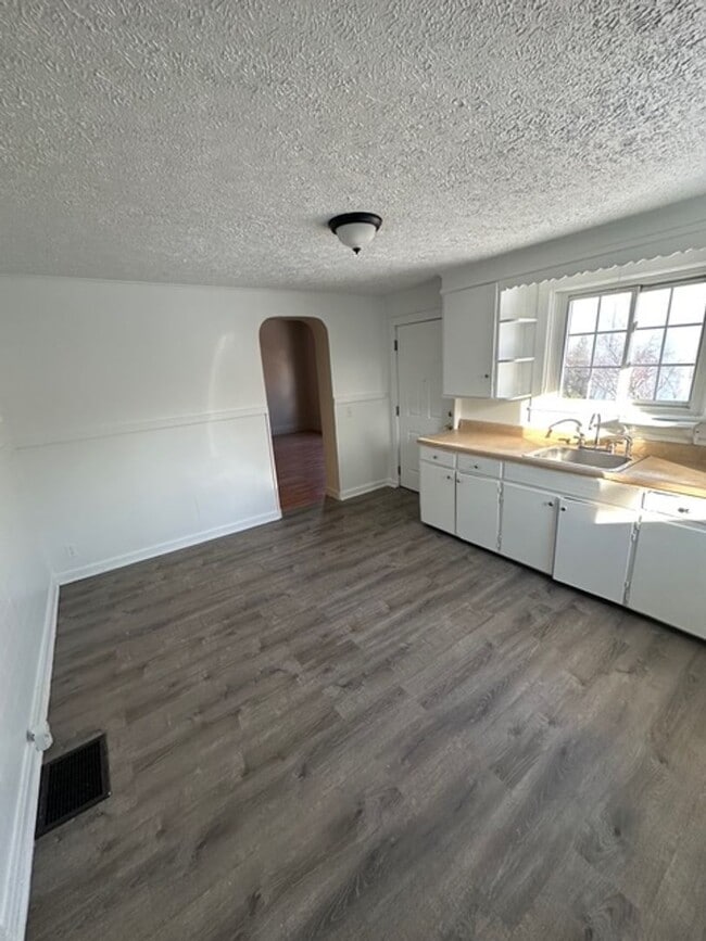 Photo - 82 Lime St Unit 82 Lime St -Apt 1