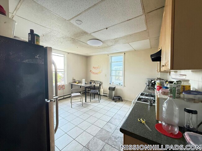 Photo - 50 Fisher Ave Unit 3