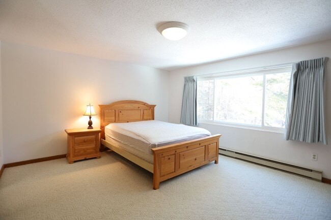 Photo - 52 Orris Rd Unit 52 Upper