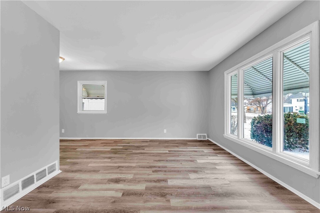 Photo - 26450 Drakefield Ave