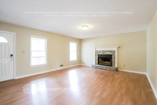 Photo - 40 Oak Landing Ln