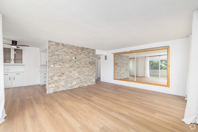 2BR, 2 BA - 990SF - Living Room