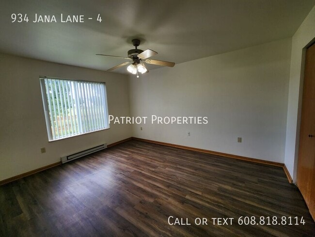 Photo - 934 Jana Ln Unit 4