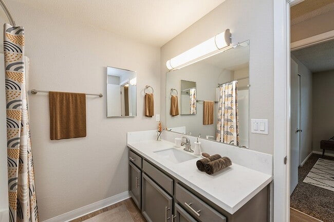 ReNew Rock Creek Townhomes