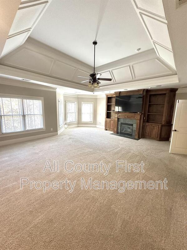 Photo - 4002 Moheb St SW