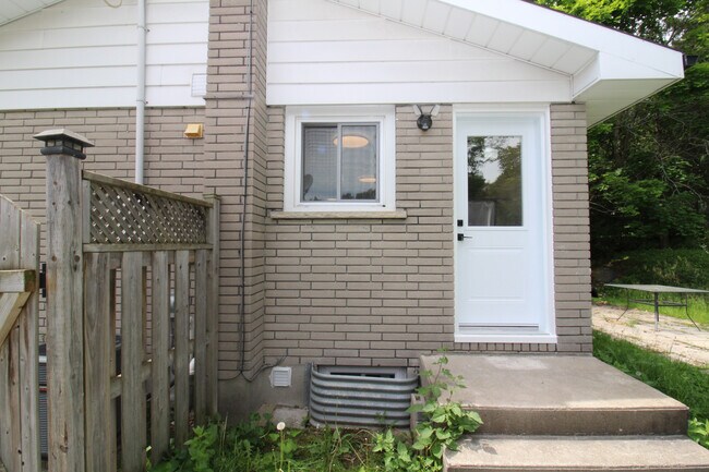 Photo - 41 Beechwood Dr Unit A