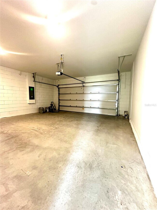 Photo - 3466 Howell Dr