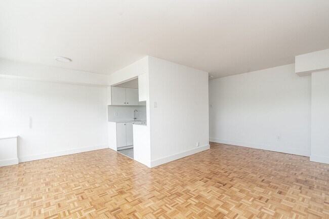 Photo - 265 Russell Hill Road Unit 702