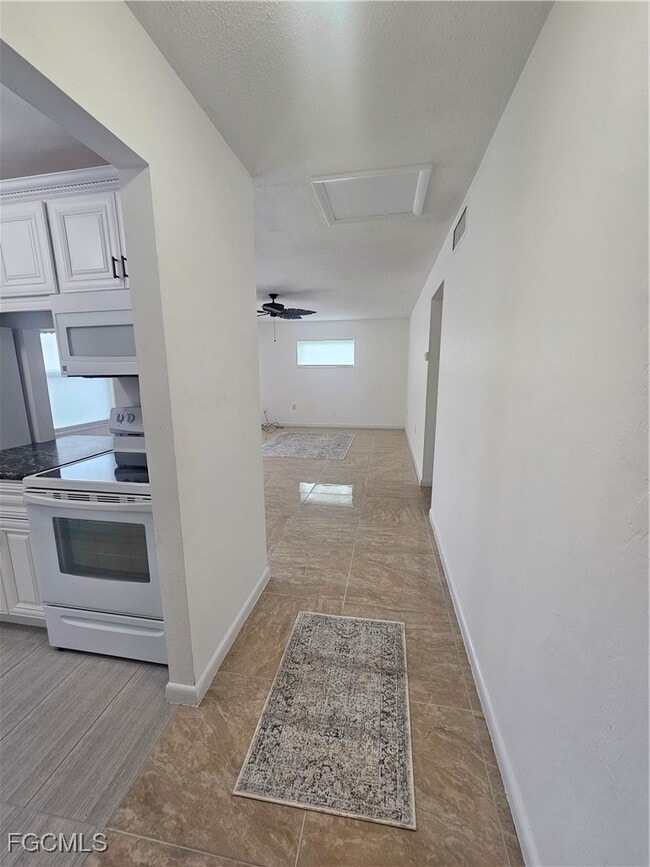 Photo - 702 Joel Blvd