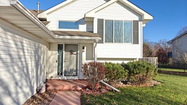 Photo - 1943 Parkway Ave