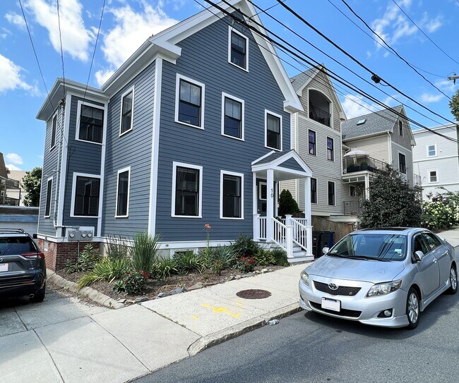 Photo - 10 Linden Ave Unit 1