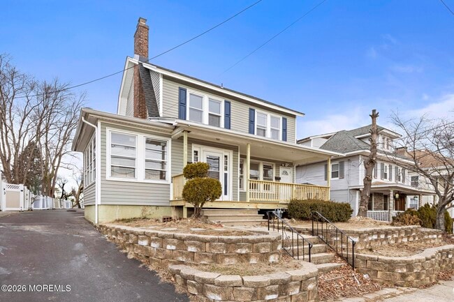 Photo - 260 Main St Unit 2