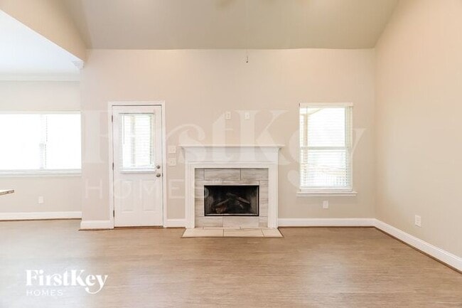 Photo - 165 Whispering Way