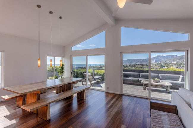 Photo - 29500 Heathercliff Rd