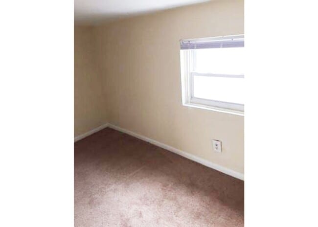 Building Photo - 2829 Glendora Ave Unit 2829-03