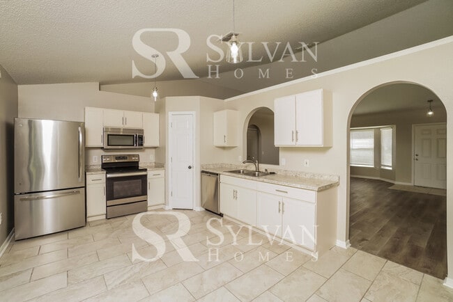 Photo - Don’t miss this Beautiful 3 Bedroom, 2 Bath home!