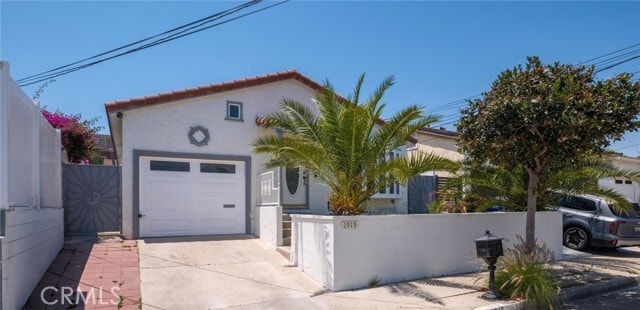 Photo - 1915 Condon Ave