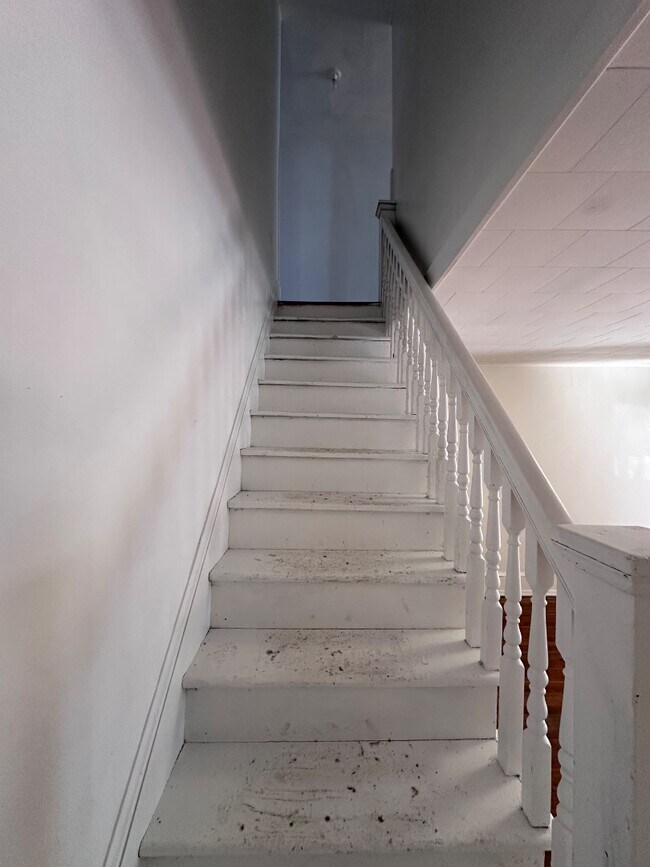 Photo - 545 S Main St Apartment