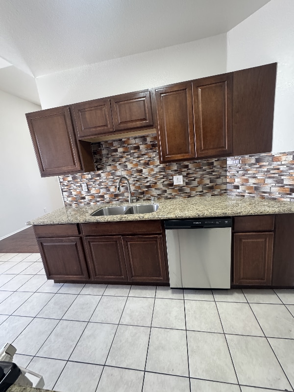 Photo - 4343 Whitsett Ave Unit 303