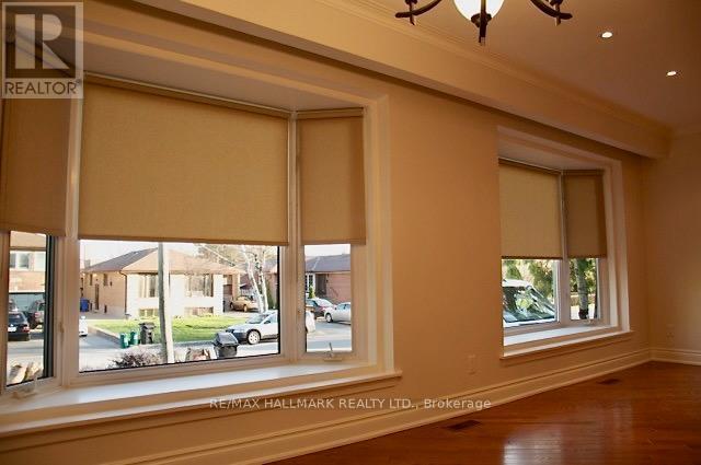 Photo - 162 Combe Ave