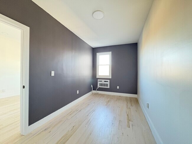 Photo - 30 Providence St Unit 2F