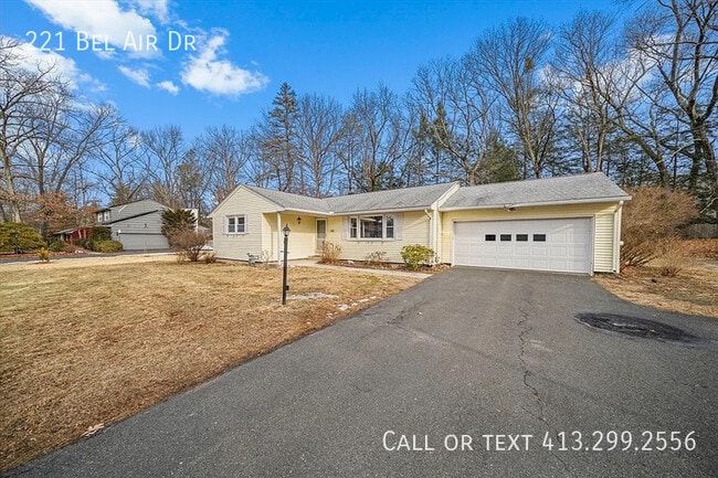 Photo - 221 Bel Air Dr