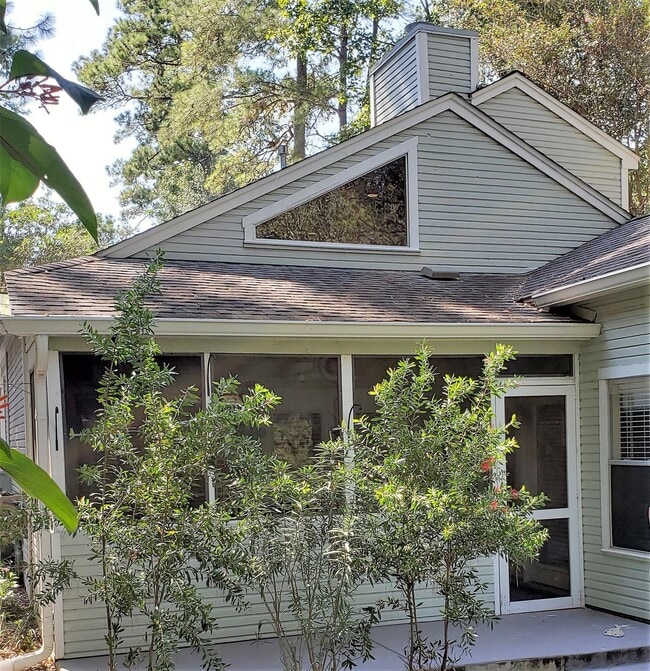 Photo - 58 Breezy Point Pl