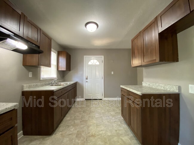 Photo - 4714 Leonard Rd