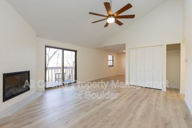 Photo - 2905 Shadow Creek Dr Unit 302