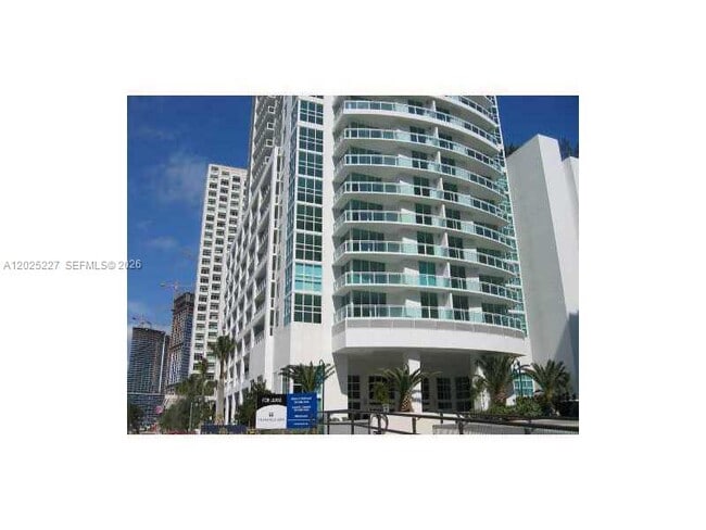 Building Photo - 951 Brickell Ave Unit 3401