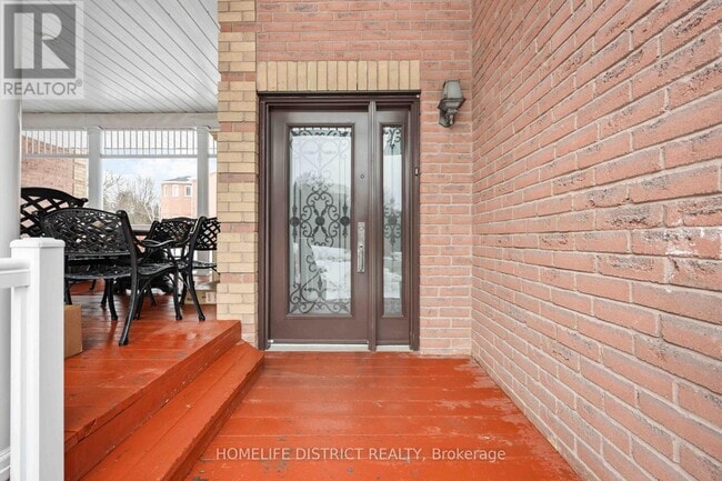 Photo - 1 Grovepark St