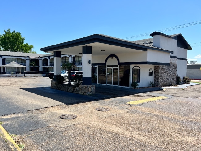 Photo - 3602 N State Line Ave