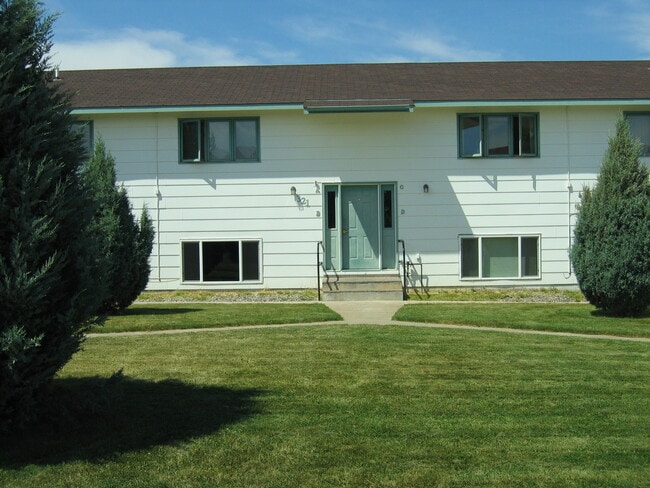 Building Photo - 321 Aristocrat Dr Unit 321 Aristocrat Apt A