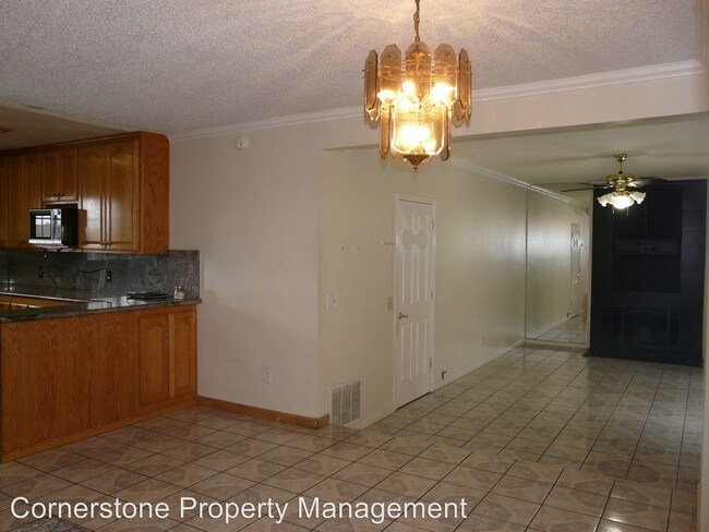 Photo - 4 br, 2 bath House - 3462 Mount Prieta Dr