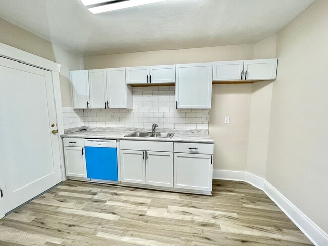 Photo - 3 Bed - 1 Bath - Single Family Home in Elyria - Recently Rehabbed