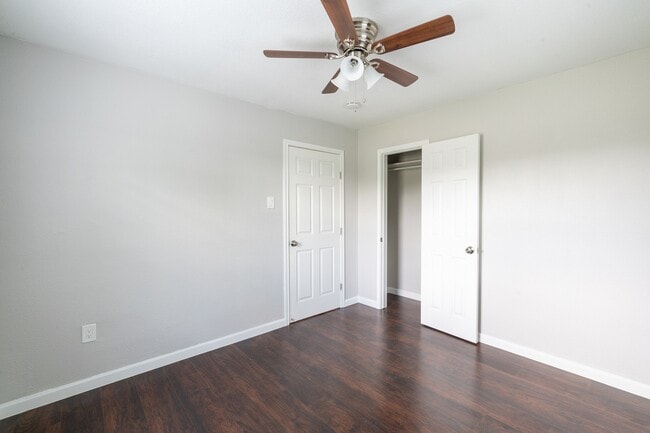 Photo - Beautiful 2 bed 1 bath just minutes from downtown, UH, and the medical center Unit 2