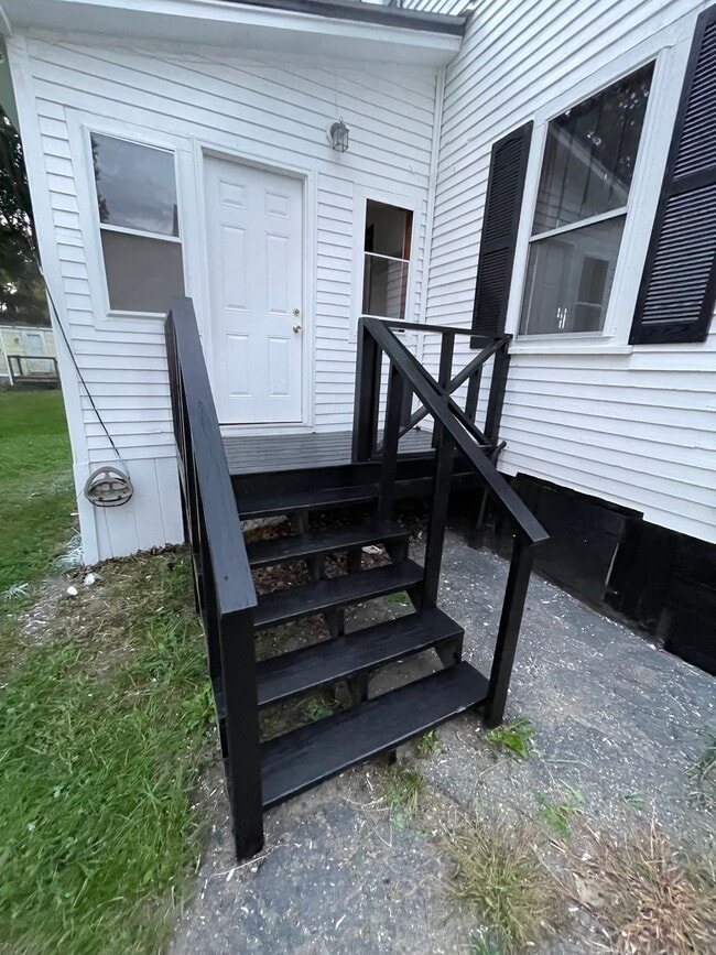 19 Eastern Ave