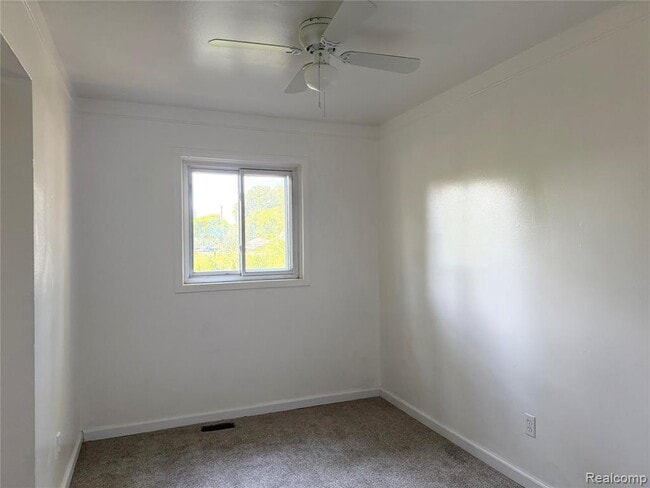 Photo - 26225 Hopkins St