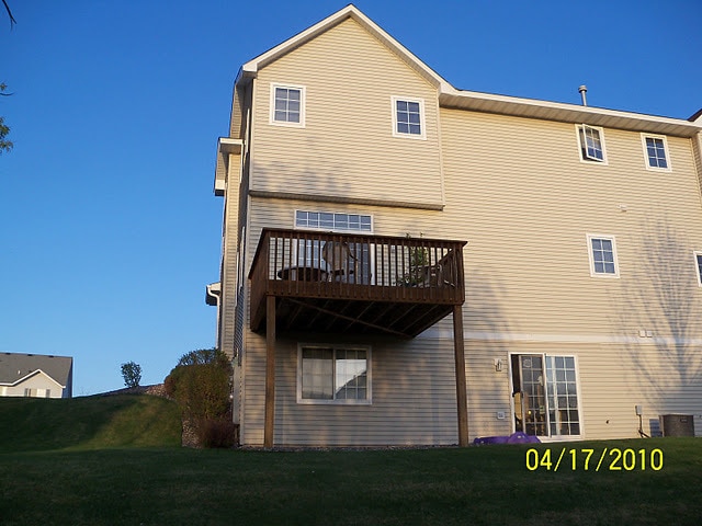 Photo - 8925 Olive Lane North