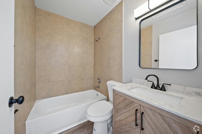 Building Photo - 714 E Floribraska Ave Unit D Rental