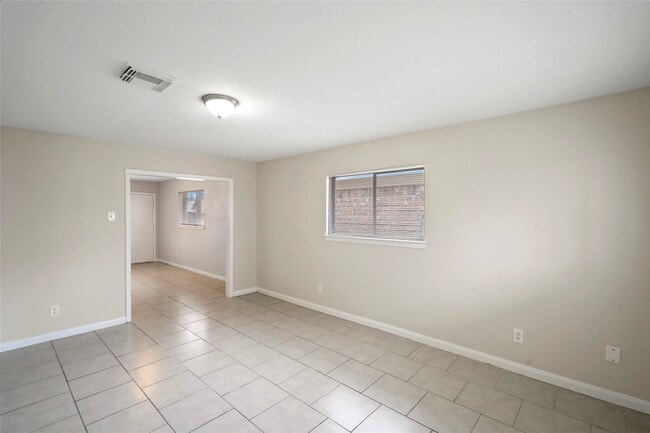 Photo - 803 1/2 Ellena Rd